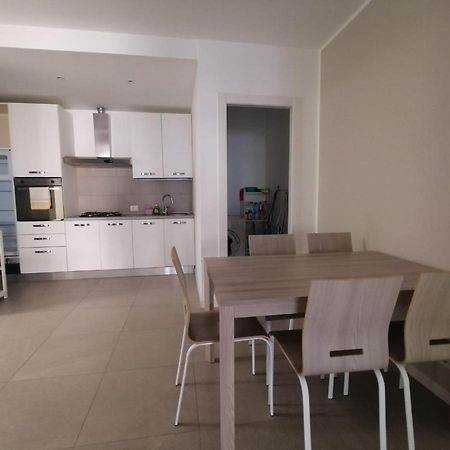 Lucky Apartment 2 シルミオーネ エクステリア 写真
