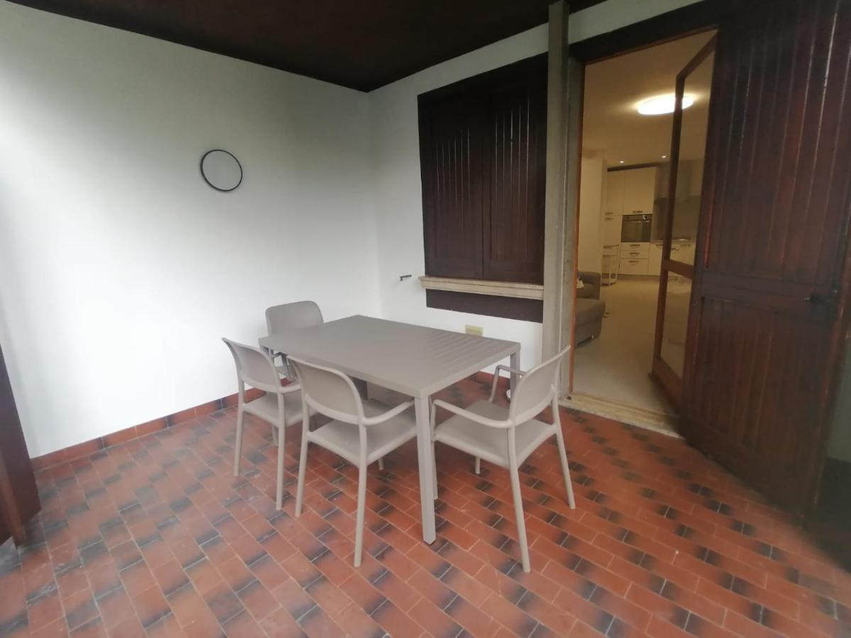 Lucky Apartment 2 シルミオーネ エクステリア 写真
